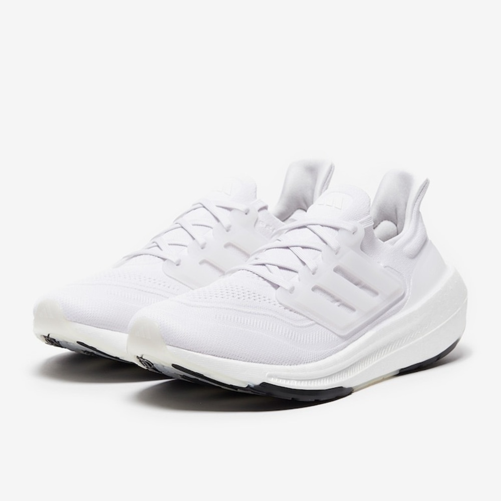 NWT Adidas Women’s Ultraboost Light Footware White, Size 6.5 Running Shoes